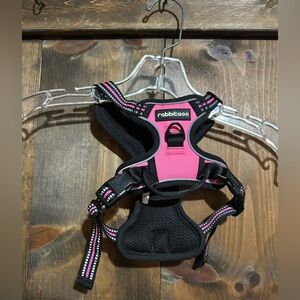 Rabbitgoo Dog Harness, size Small, smoke free home